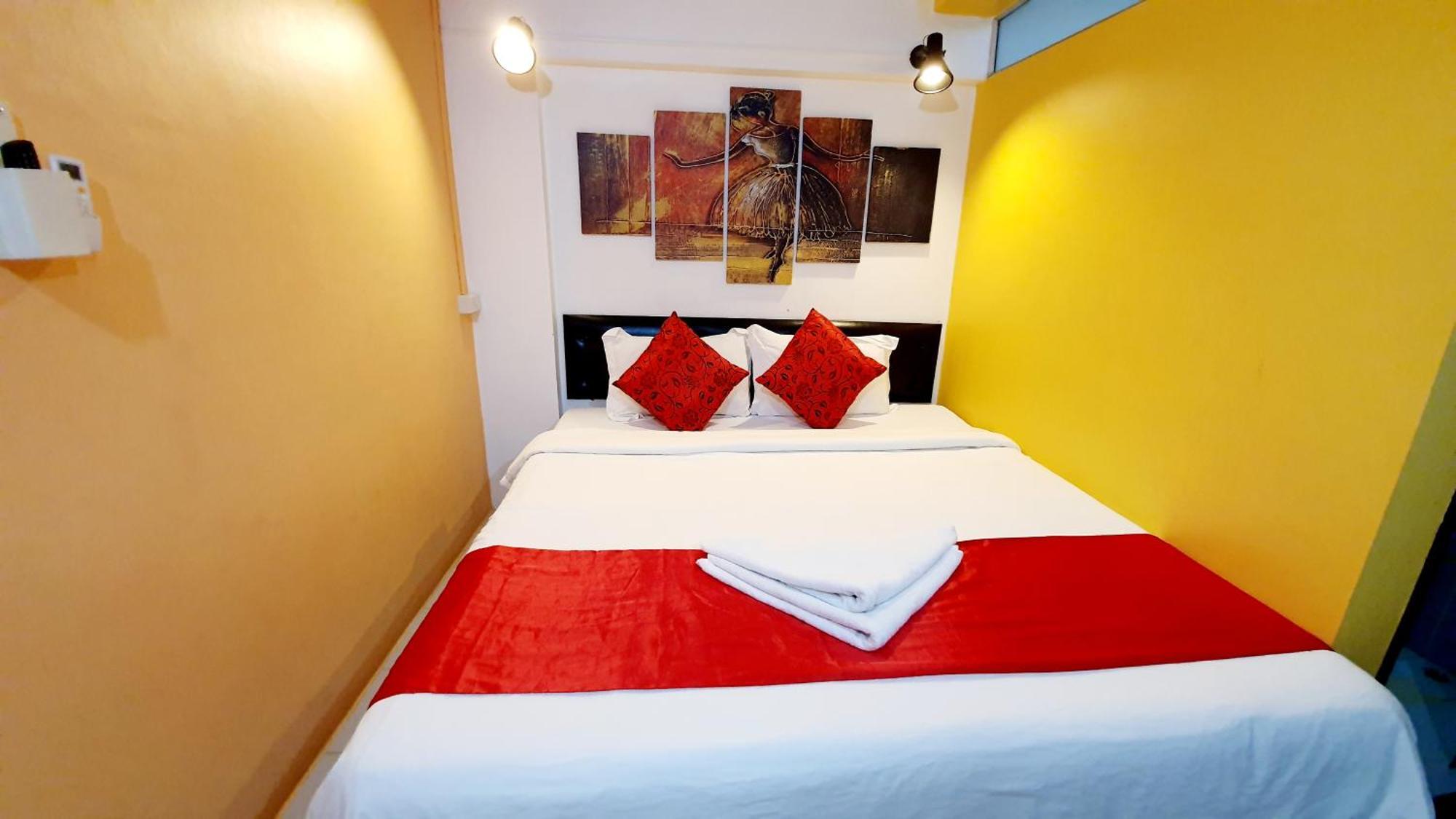 Hotel Happio Near Chabad House Bangkok Exterior foto