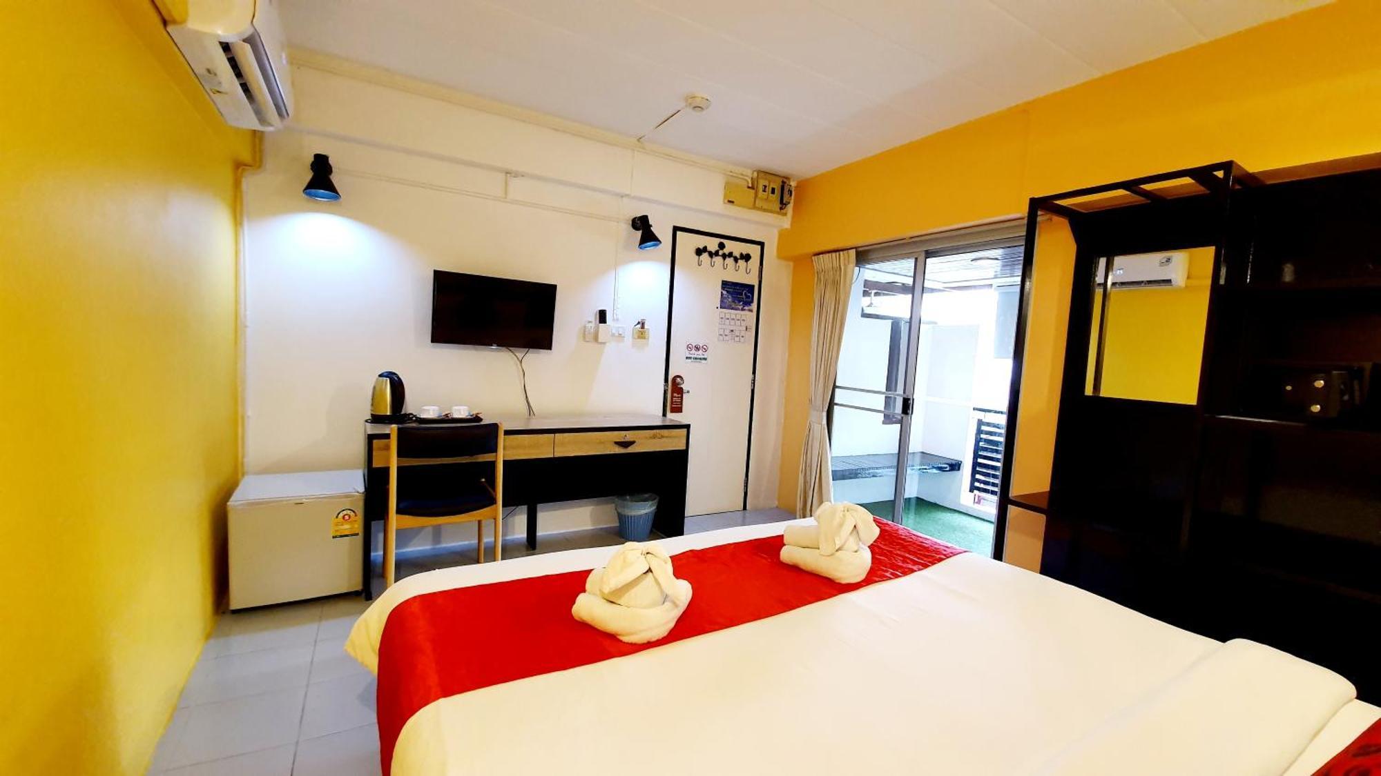 Hotel Happio Near Chabad House Bangkok Exterior foto