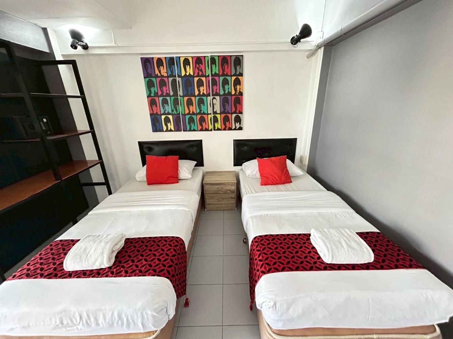 Hotel Happio Near Chabad House Bangkok Exterior foto